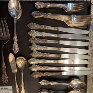 WM Rogers silver plated EXTRA PLATE flatware for 8